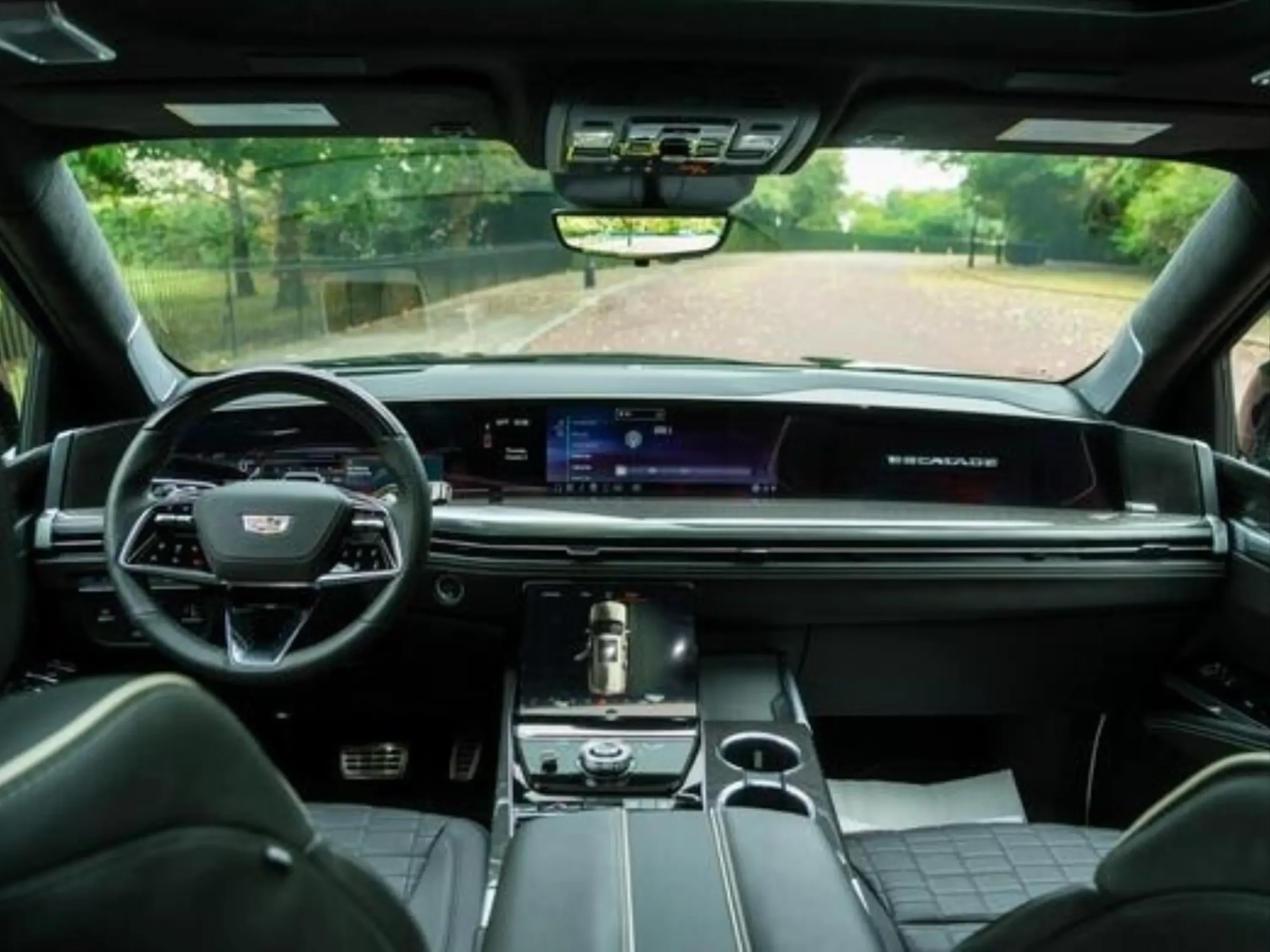 Cadillac Escalade V-Series Super interior detail