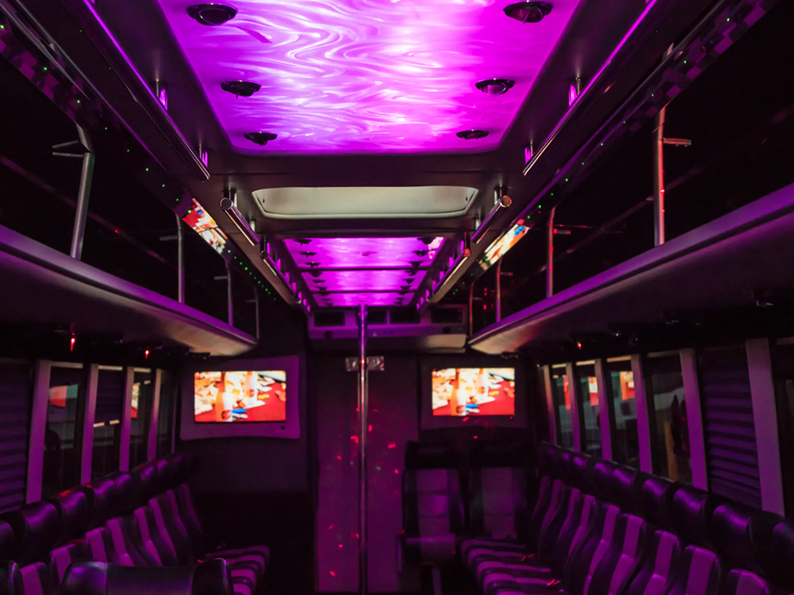 Ford F-750 XL interior detail