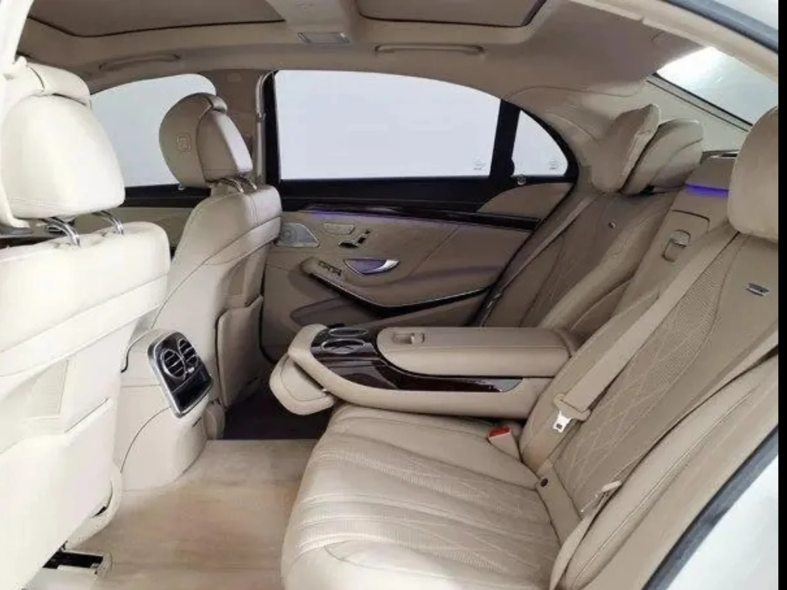 Mercedes-Benz S-Class interior detail