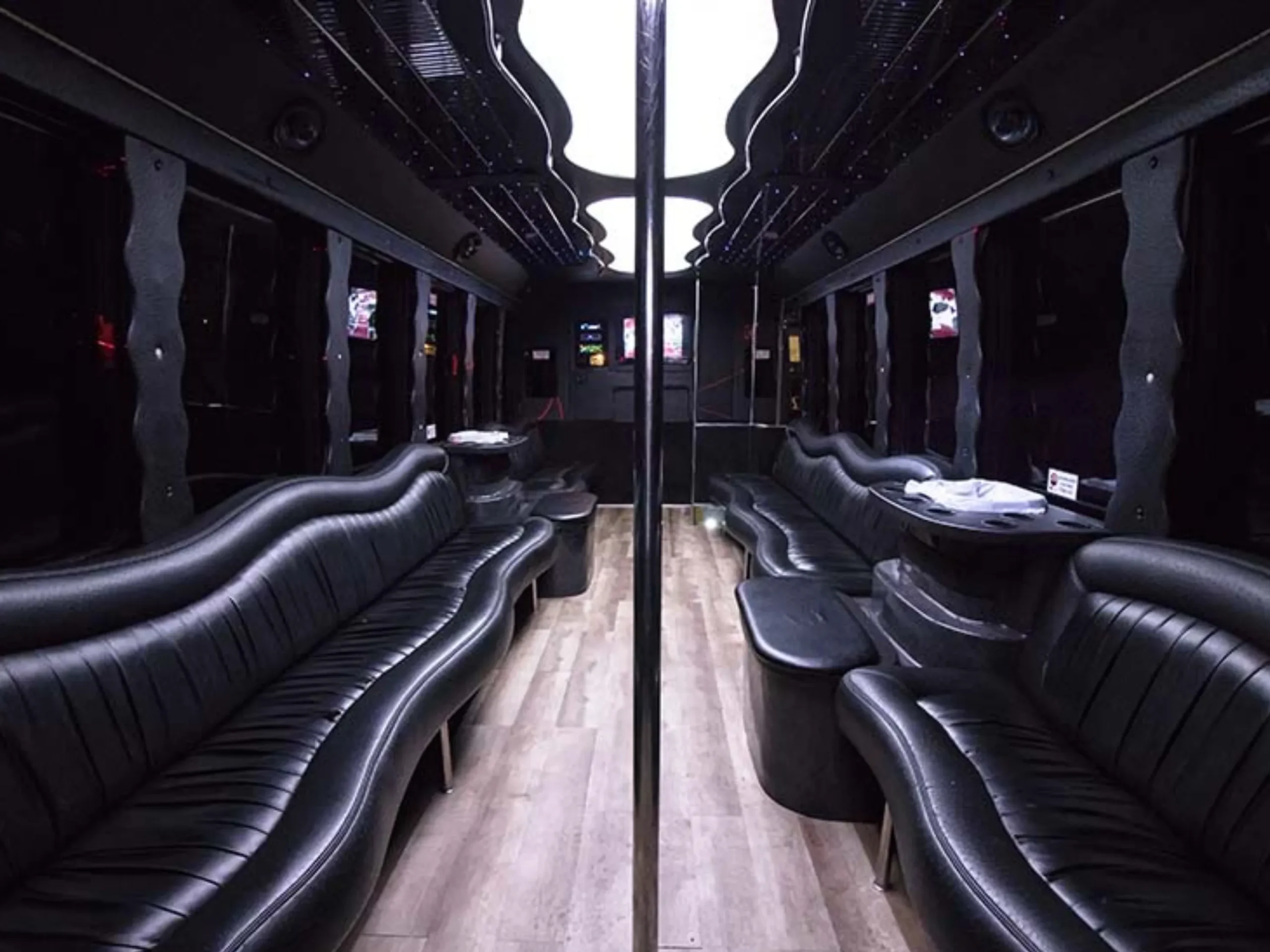 Ford F-650 XL interior detail