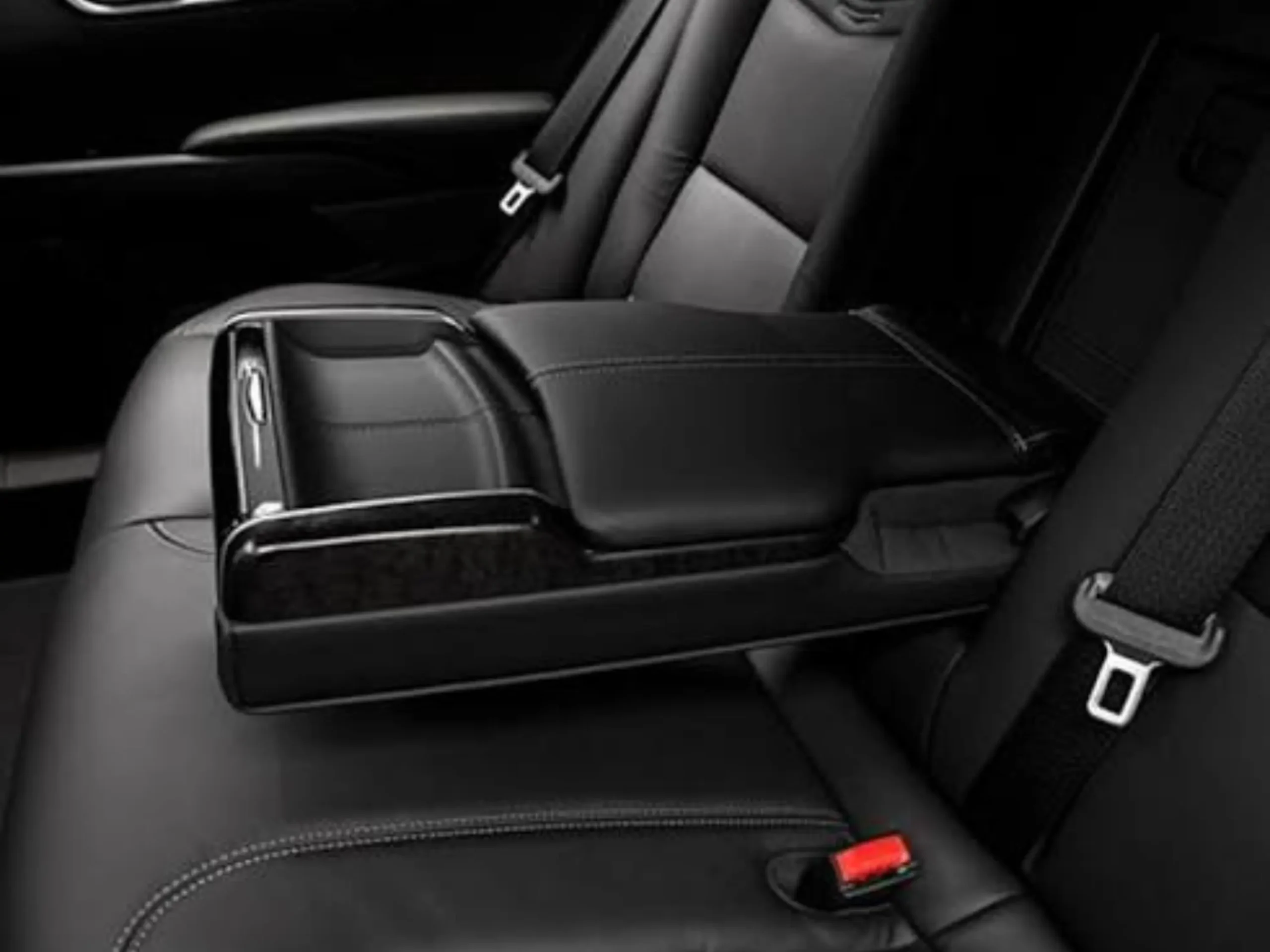 Cadillac XTS interior detail