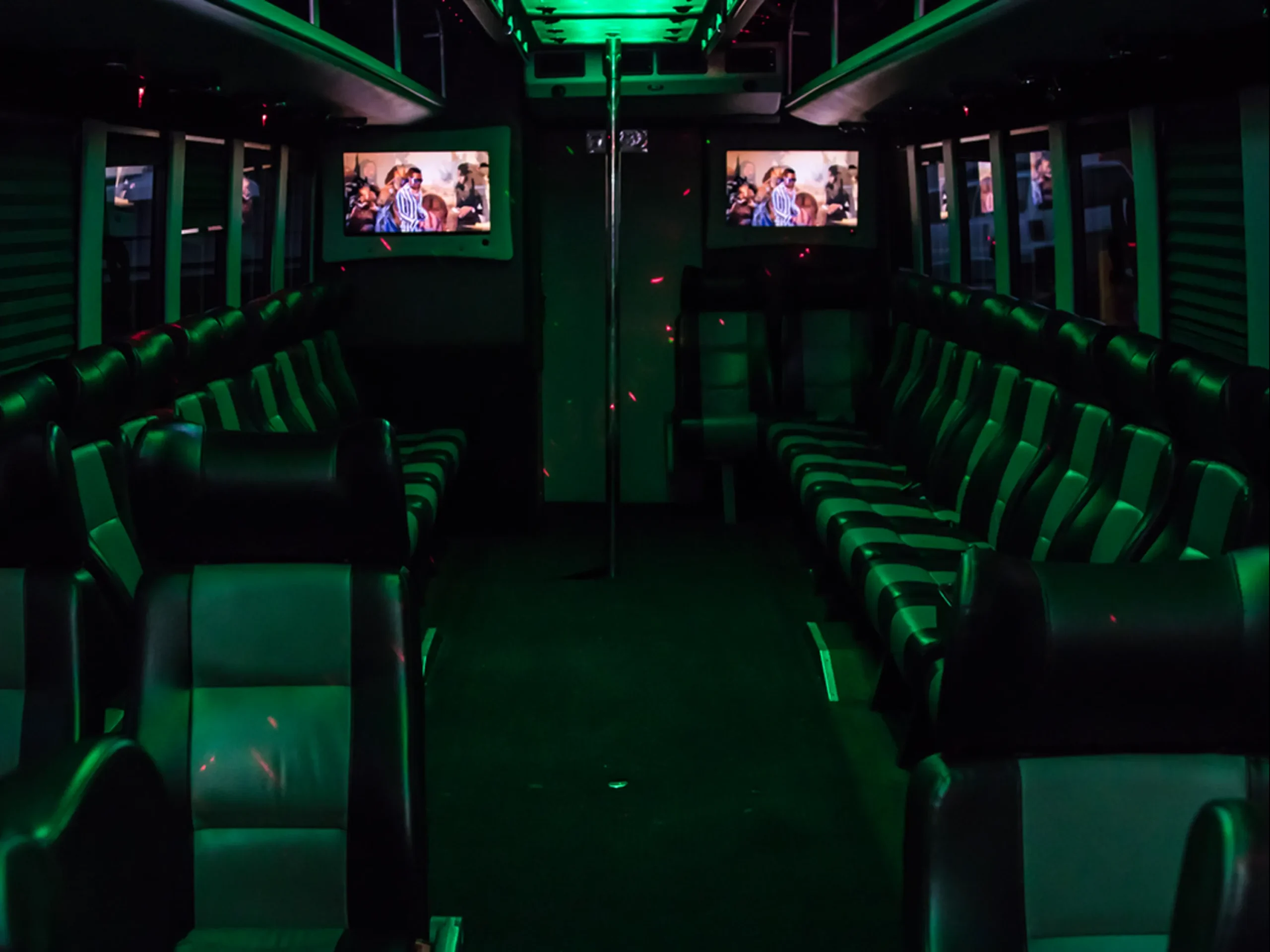 Ford F-750 XL interior detail