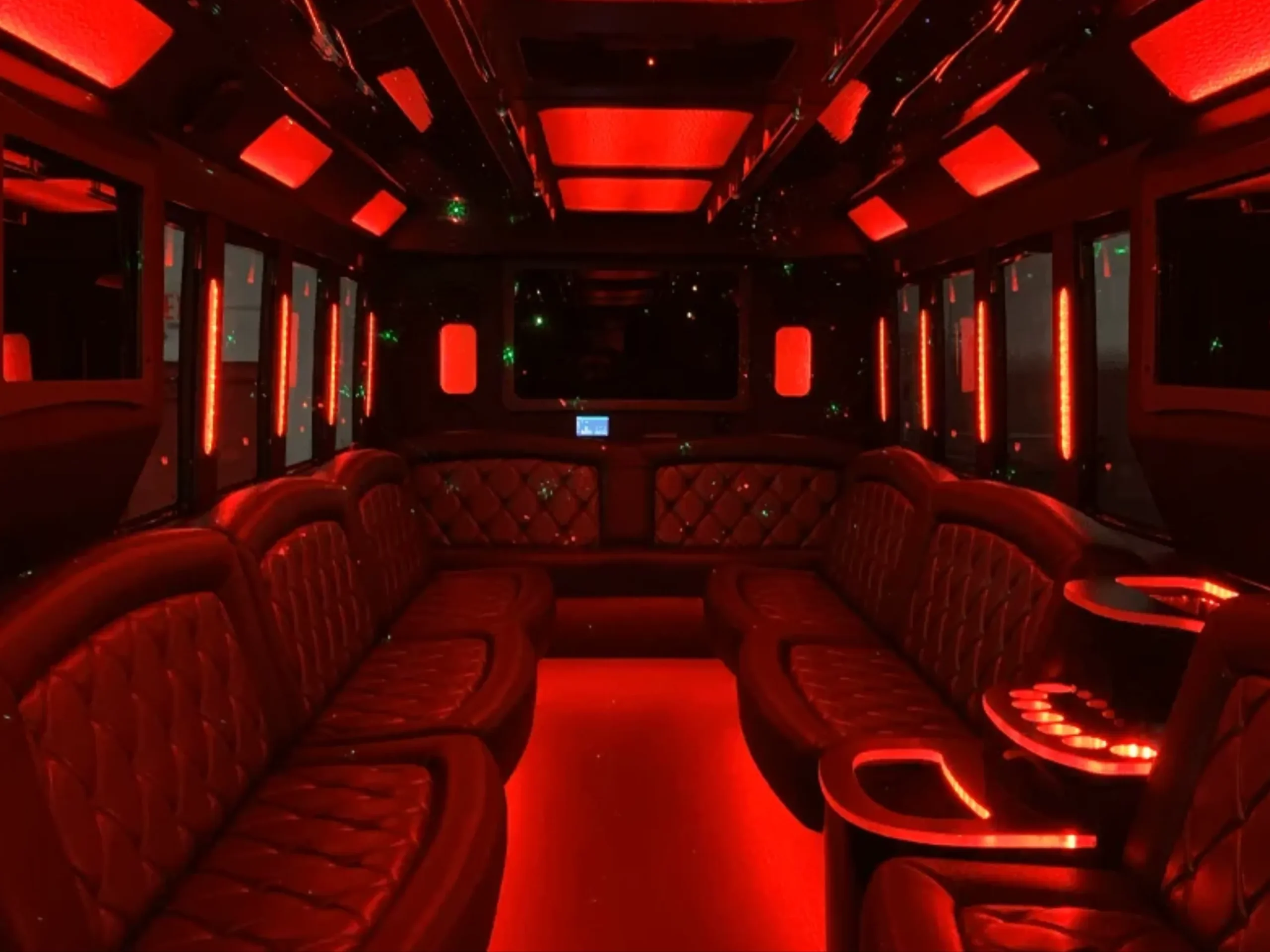 Ford Super Duty F-250 XLT interior detail