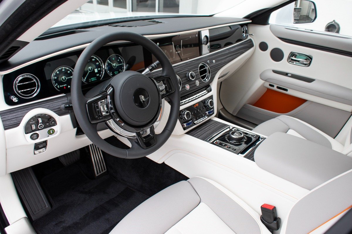 Rolls-Royce Ghost interior detail