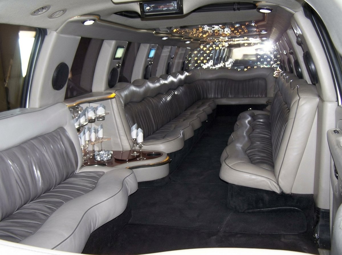 Cadillac Escalade Premium Super Stretch interior detail