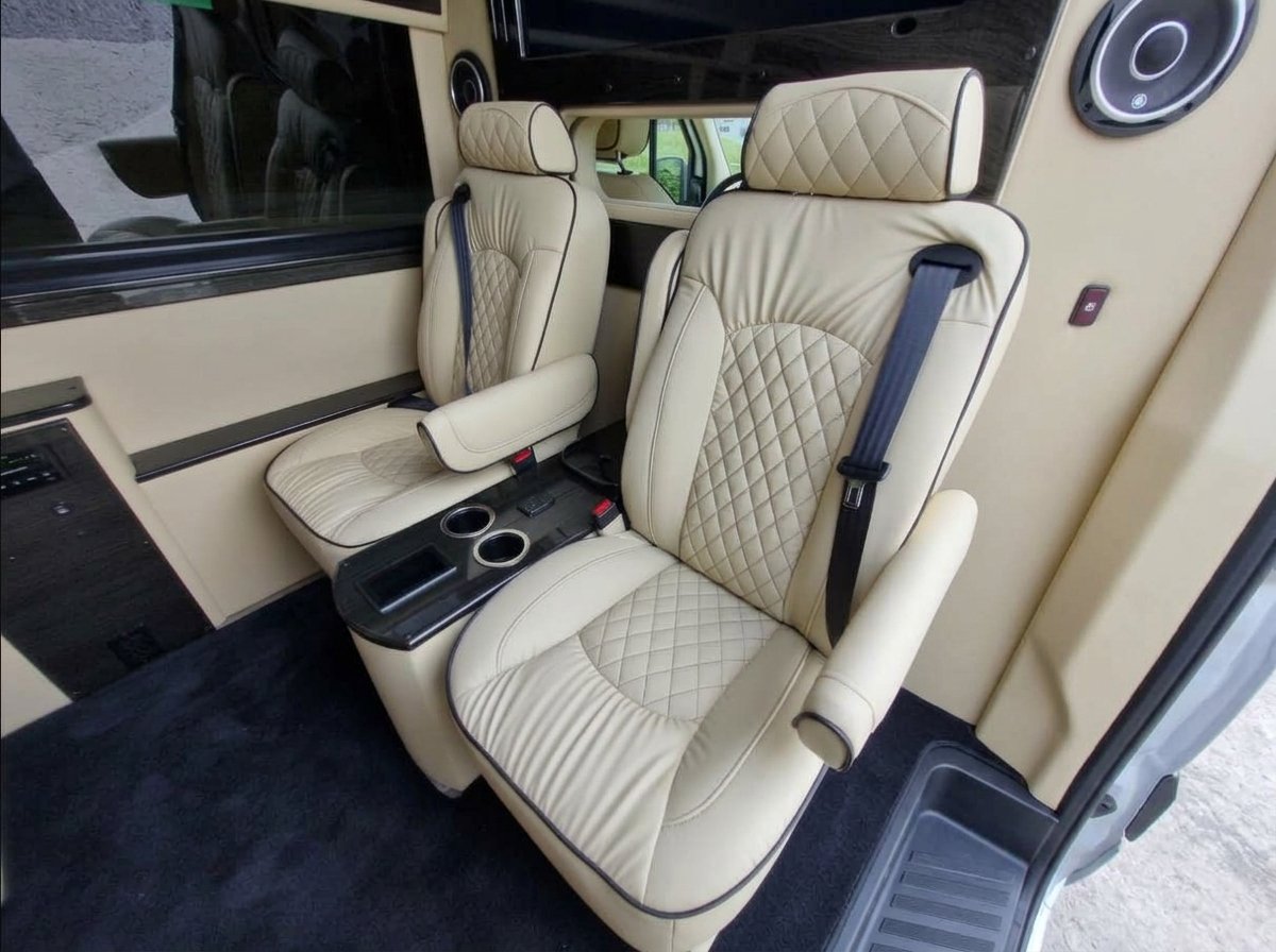 Mercedes-Benz Sprinter 3500XD interior detail